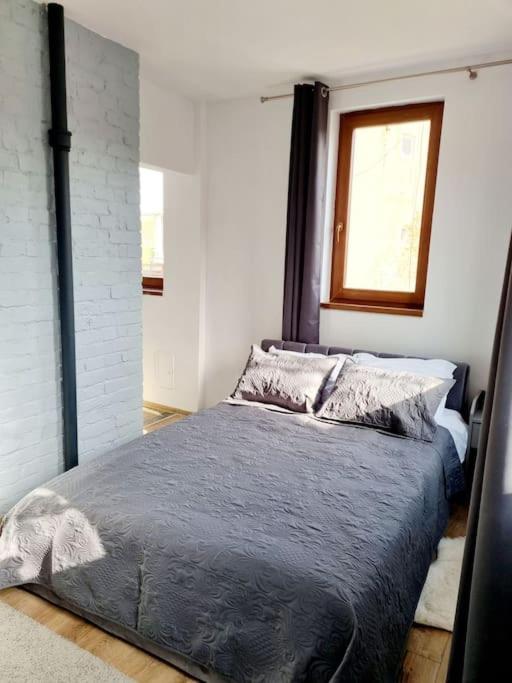 Cozy Apartment Near City Center Bucarest Extérieur photo